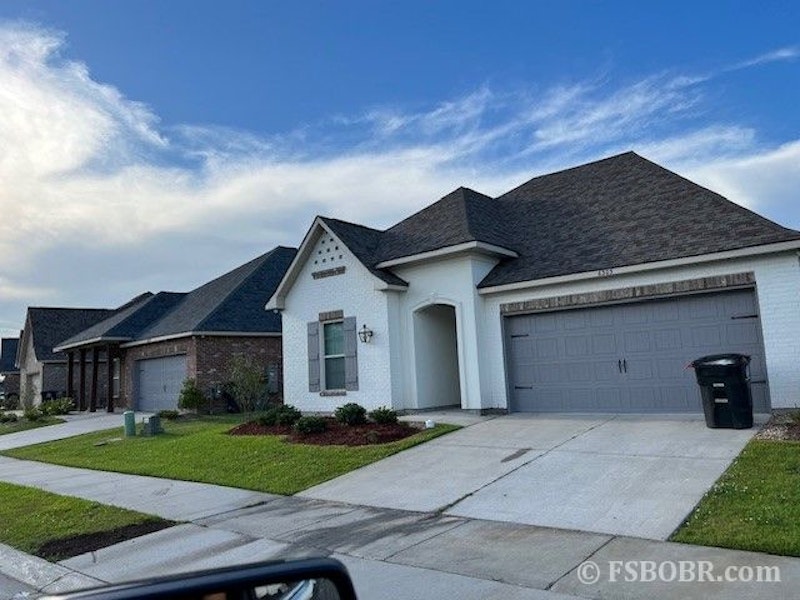 Beautiful home for sale in Baton Rouge, great location just minutes